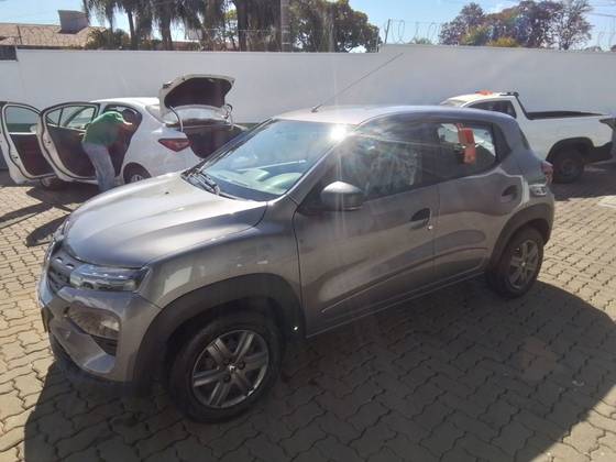 RENAULT KWID 1.0 12V SCE FLEX ZEN MANUAL RENAULT KWID 1.0 12V SCE FLEX ZEN MANUAL